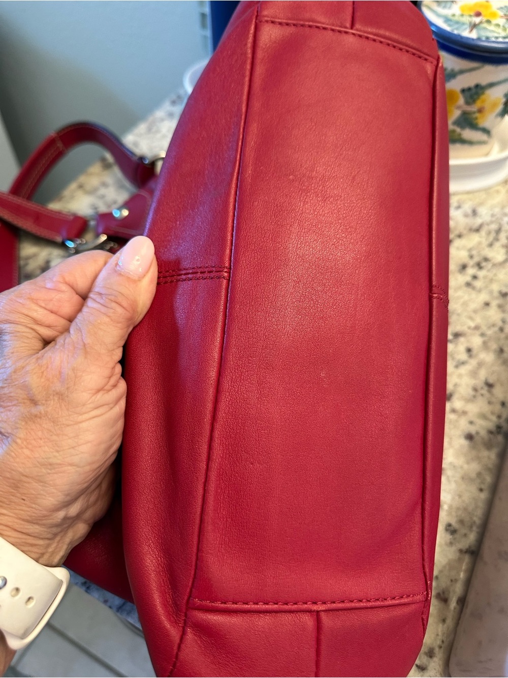 Vintage Coach SoHo Lynn Cherry Red Leather Shoulder Bag with Buckle #F15075 - Picture 6 of 6